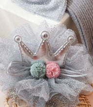 Load image into Gallery viewer, Baby Bow Sock &amp; Headband
